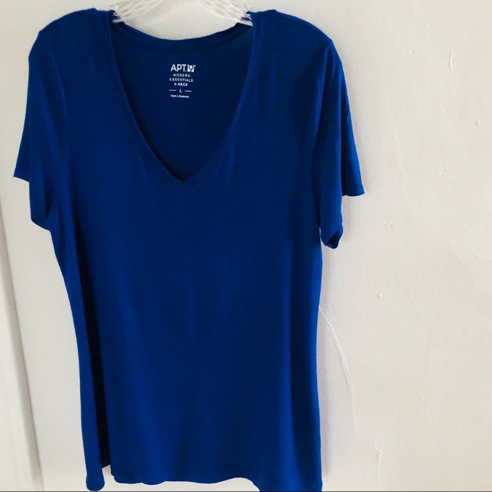Apt9 Blue V Neck Teeshirt